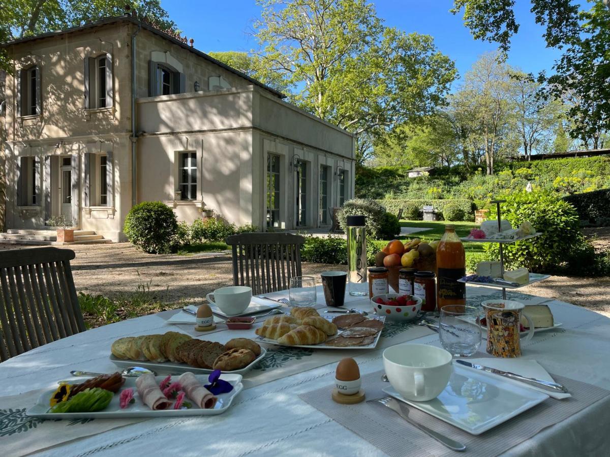 Ermitage Notre Dame De Vacquieres Bed & Breakfast Noves Luaran gambar