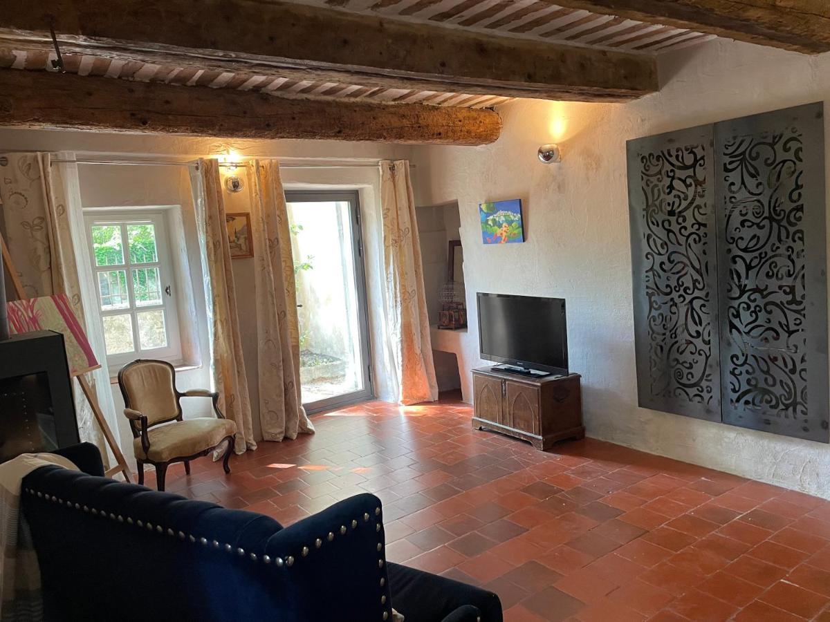 Ermitage Notre Dame De Vacquieres Bed & Breakfast Noves Luaran gambar