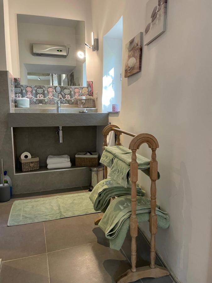 Ermitage Notre Dame De Vacquieres Bed & Breakfast Noves Luaran gambar