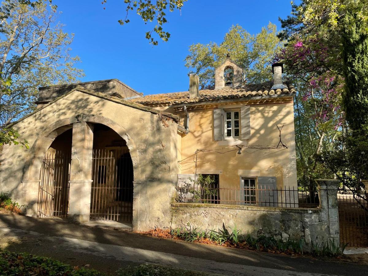 Ermitage Notre Dame De Vacquieres Bed & Breakfast Noves Luaran gambar