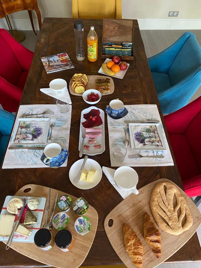 Ermitage Notre Dame De Vacquieres Bed & Breakfast Noves Luaran gambar